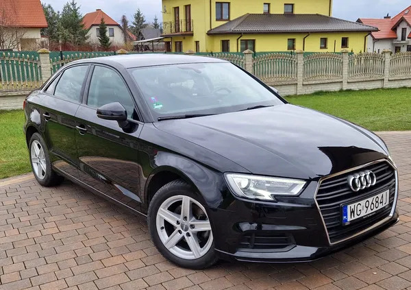 mazowieckie Audi A3 cena 61900 przebieg: 199600, rok produkcji 2017 z Garwolin